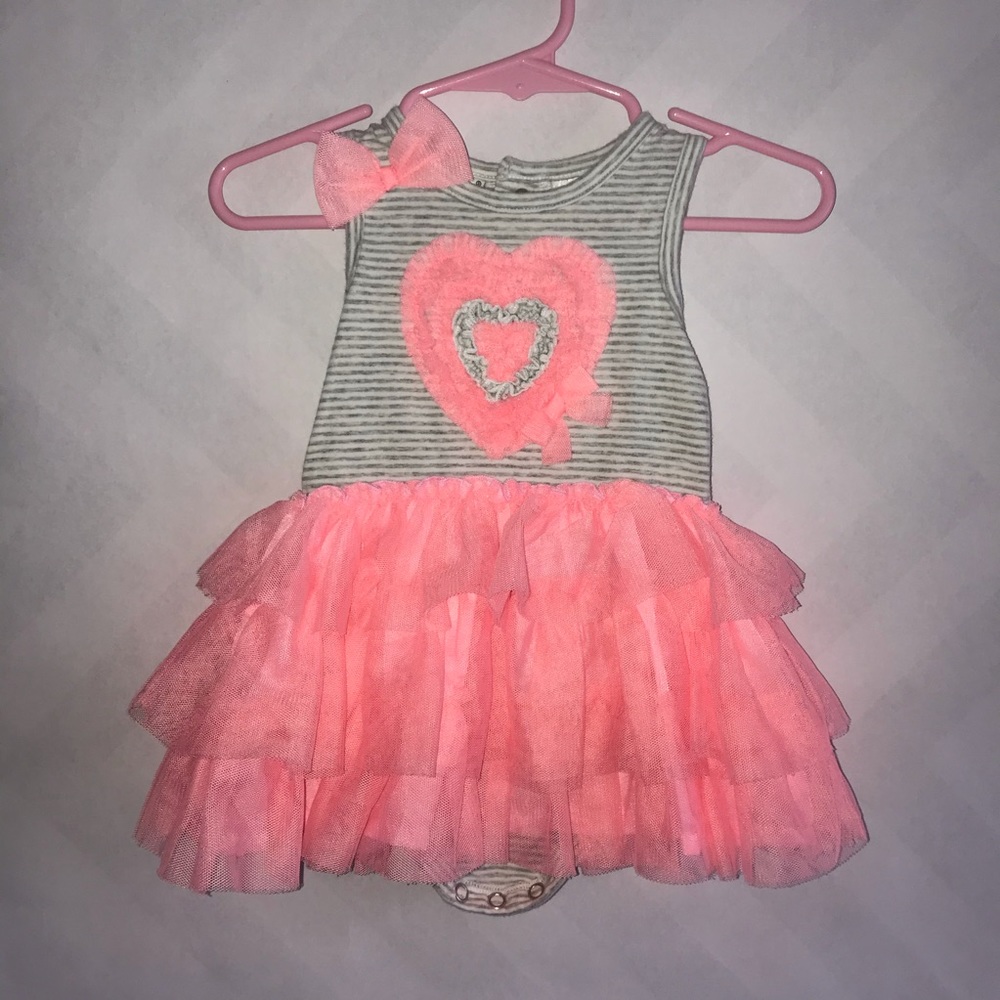 Babyrageous heart dress size 3 months